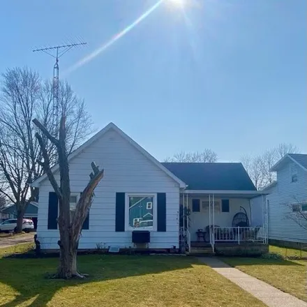 Buy this 2 bed house on 340 East 4th Street in Port Clinton, OH 43452