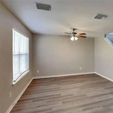 Image 2 - 7417 River Pines Drive, Harris County, TX 77433, USA - House for rent