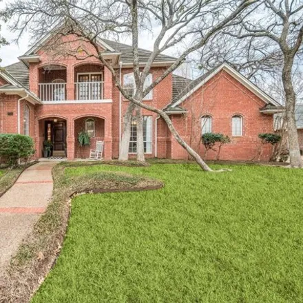 Buy this 5 bed house on 2450 Green Park Drive in Arlington, TX 76017