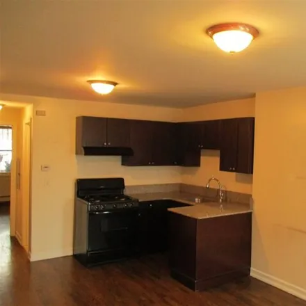 Image 2 - 287 Clerk Street, Jersey City, NJ 07304, USA - House for rent