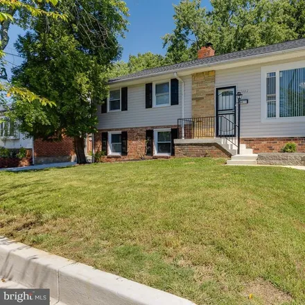 Image 3 - 7514 Riverdale Road, Hyattsville, MD 20784, USA - House for sale