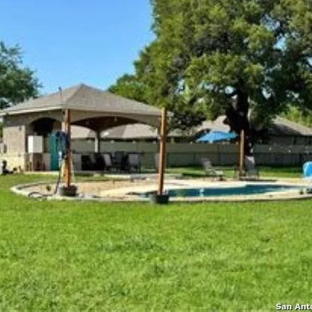 Image 2 - 7662 Triple Leaf, China Grove, Bexar County, TX 78263, USA - House for sale