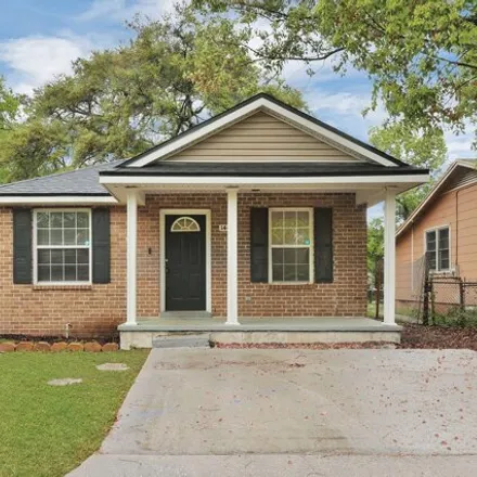 Buy this 5 bed house on 3800 Privette Street in Talleyrand, Jacksonville