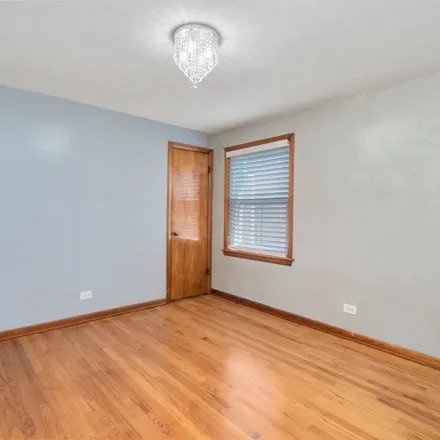 Image 8 - 5911 West 64th Place, Chicago, IL 60638, USA - House for sale