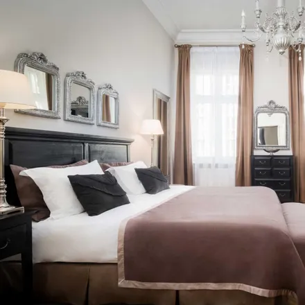 Rent this 3 bed apartment on Hotel Palacina in Winterfeldtstraße 3, 10781 Berlin