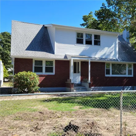 Buy this 5 bed house on 11 Dourland Road in Medford, NY 11763
