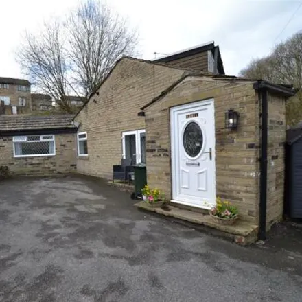 Buy this 2 bed townhouse on Haycliffe Lane in Bradford, BD5 9EX