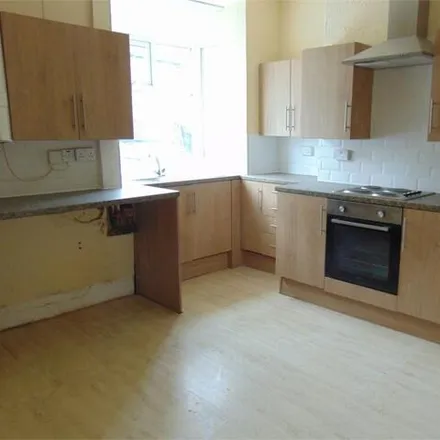 Rent this 3 bed townhouse on Abingdon Road in Padiham, BB12 7DZ