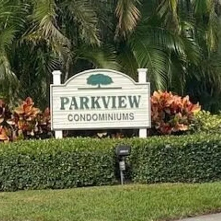Image 1 - 1247 Southeast Parkview Place, Stuart, FL 34994, USA - Condo for sale