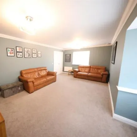Image 5 - New Forest Way, Hull, HU7 3FX, United Kingdom - House for sale
