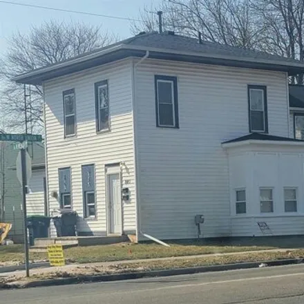 Buy this 4 bed house on 123 West North Union Street in Bay City, MI 48706