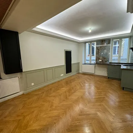 Rent this 2 bed apartment on Rue de l'Abattoir in 57014 Metz, France
