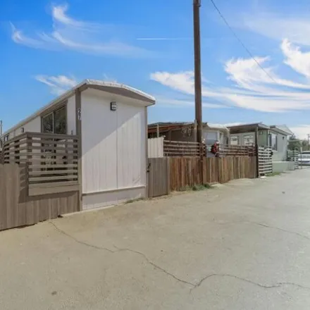 Buy this studio apartment on 36201 62nd Street East in Palmdale, CA 93552