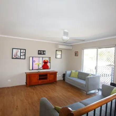 Image 3 - Limerick Drive, Crestmead QLD 4132, Australia - Apartment for rent