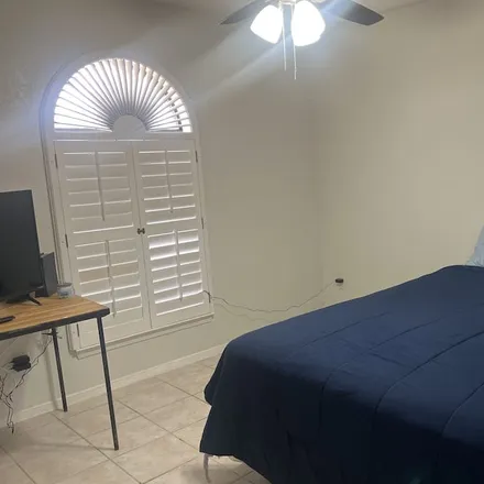Rent this 3 bed house on El Paso