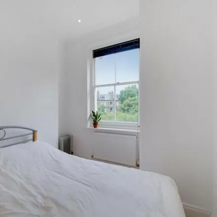 Image 6 - 19 Buckland Crescent, London, NW3 5DH, United Kingdom - Apartment for sale