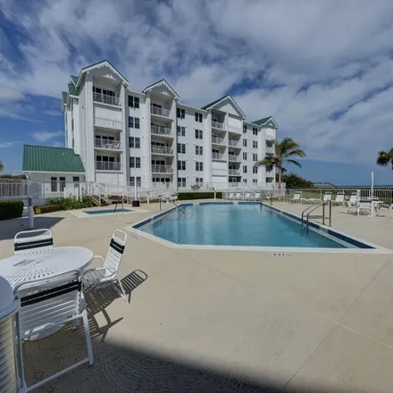 Image 2 - 2743 Ocean Drive, Vero Beach, FL 32963, USA - Apartment for rent