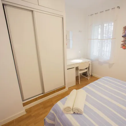 Rent this studio apartment on Carrer de Montant in 15, 46011 Valencia