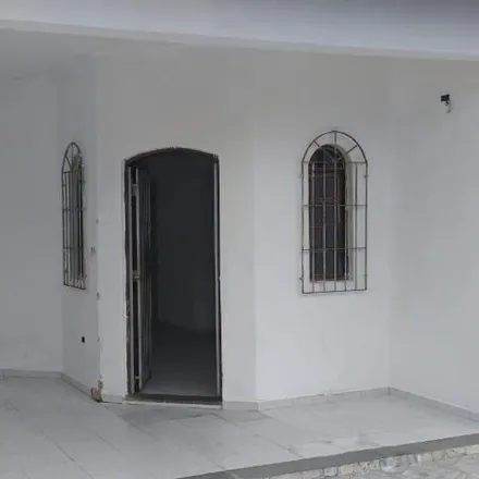 Buy this 3 bed house on Rua Doutor Luiz Moitinho Doria in Maranata, Itanhaem - SP
