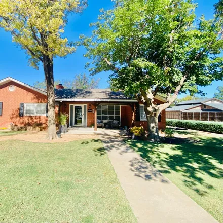 Buy this 3 bed house on 4802 10th Street in Lubbock, TX 79416