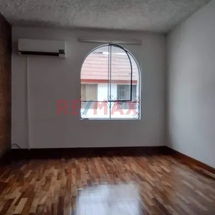 Image 5 - Avenida Guardia Civil, San Isidro, Lima Metropolitan Area 15000, Peru - Apartment for rent