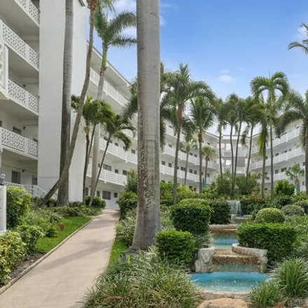 Rent this 2 bed condo on 2481 South Ocean Boulevard in Palm Beach, Palm Beach County