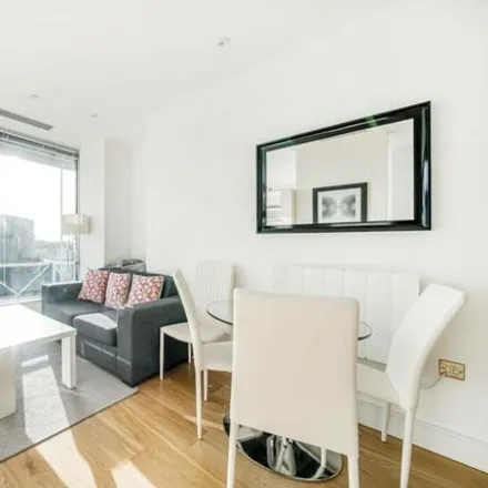 Buy this studio apartment on 30-36 Bath Road in London, TW3 3EB