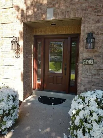 Image 2 - 207 Whispering Oaks Drive, Glen Eden, Cranberry Township, PA 16066, USA - House for sale