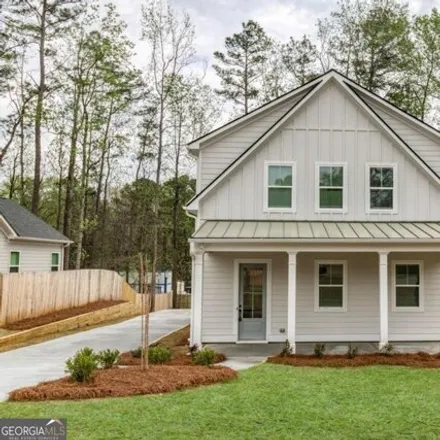 Buy this 4 bed house on Brooks Garage in South Main Street, Acworth