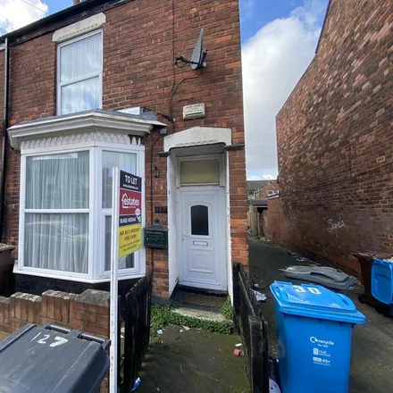 Rent this 3 bed house on Worthing Street in Hull, HU5 1PP