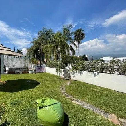 Buy this 5 bed house on Privada Zacatecas in 62260 Cuernavaca, MOR