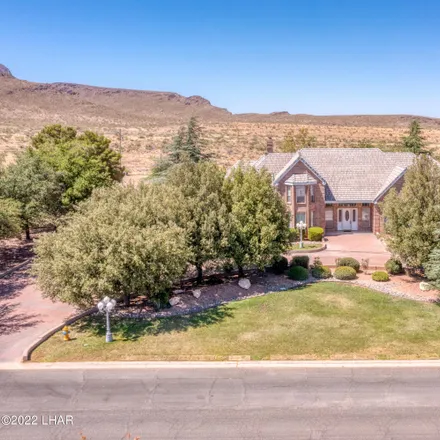 Buy this 7 bed house on 635 Shadow Mountain Road in Kingman, AZ 86409