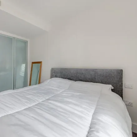 Image 4 - Peninsula Apartments, Camden, Great London, W2 - Apartment for sale