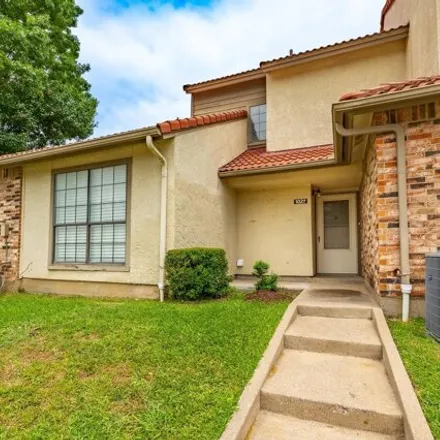 Rent this 3 bed condo on Turtle Lake Boulevard in Irving, TX 75060