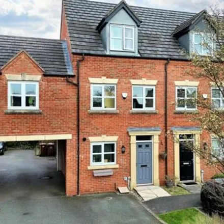 Buy this 3 bed townhouse on Maltby Close in St Helens, WA9 5GJ