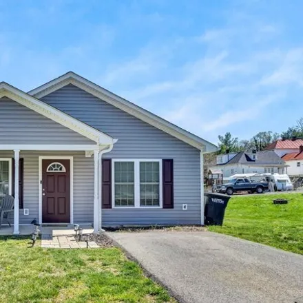 Buy this 2 bed house on 899 Vale Avenue Northeast in Vinton, VA 24179