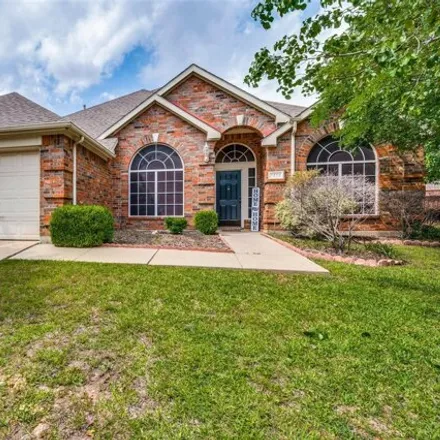 Rent this 4 bed house on 1117 Lakeridge Lane in Irving, TX 75063