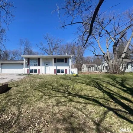 Buy this 4 bed house on 199 Reagan Drive in Eureka, IL 61530