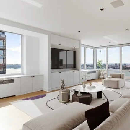 Rent this 5 bed condo on The Rushmore in 80 Riverside Boulevard, New York