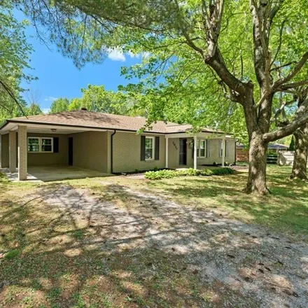 Image 2 - 1707 Continental Drive, Hopkins County, KY 42431, USA - House for sale