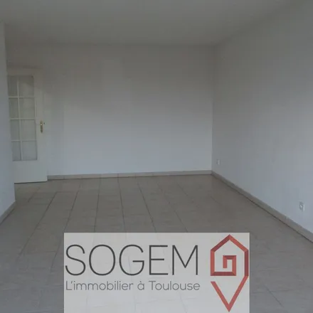 Rent this 3 bed apartment on 16 Rue des Tournesols in 31170 Tournefeuille, France