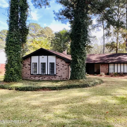 Buy this 4 bed house on 198 Lakeside Drive in Harbourview, Rankin County