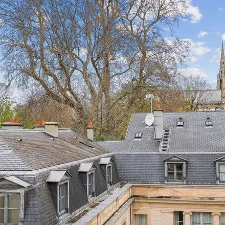 Rent this 2 bed apartment on 21 Avenue Villemain in 75014 Paris, France