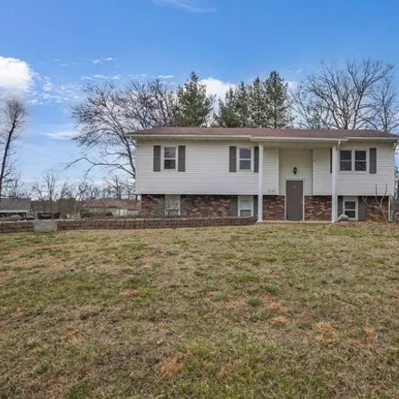 Buy this 5 bed house on 2192 Howard Avenue in West Plains, MO 65775
