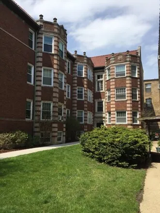 Rent this 1 bed house on 327 Kedzie Street in Evanston, IL 60202