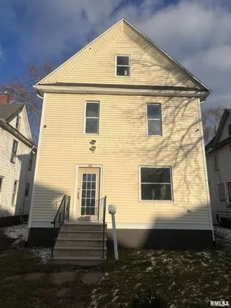 Buy this 5 bed house on 1223 14½th Street in Rock Island, IL 61201