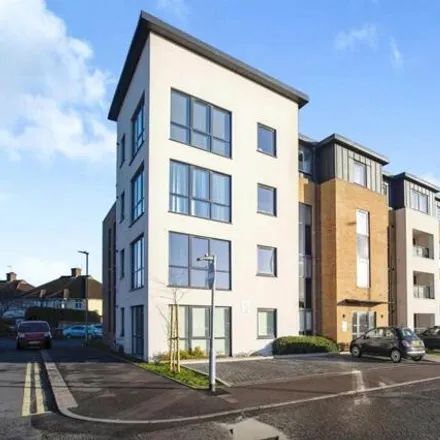 Buy this 2 bed apartment on 561 St Albans Road in Garston, WD25 9JH