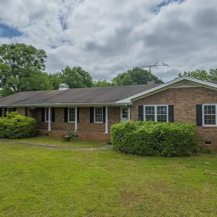 Buy this 3 bed house on 1065 Hull Road in Athens-Clarke County Unified Government, GA 30601