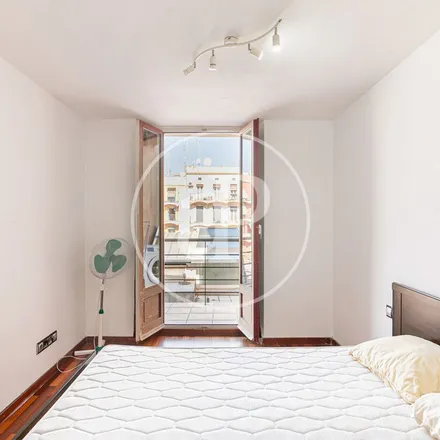 Image 6 - Farmàcia Nieto Calm, Maria Dolors, Carrer Nou de la Rambla, 28, 08001 Barcelona, Spain - Apartment for rent