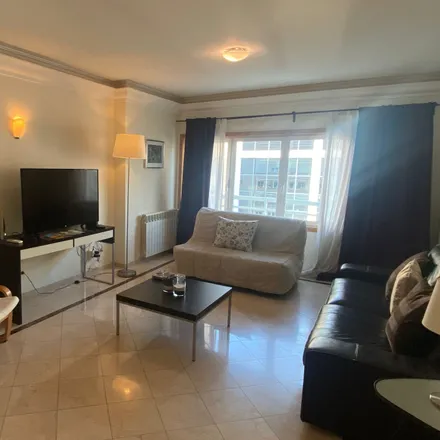 Rent this 2 bed apartment on unnamed road in 1700-180 Lisbon, Portugal